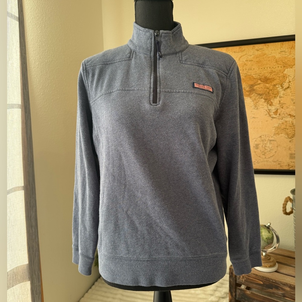 Vineyard Vines quarter zip sweater size medium